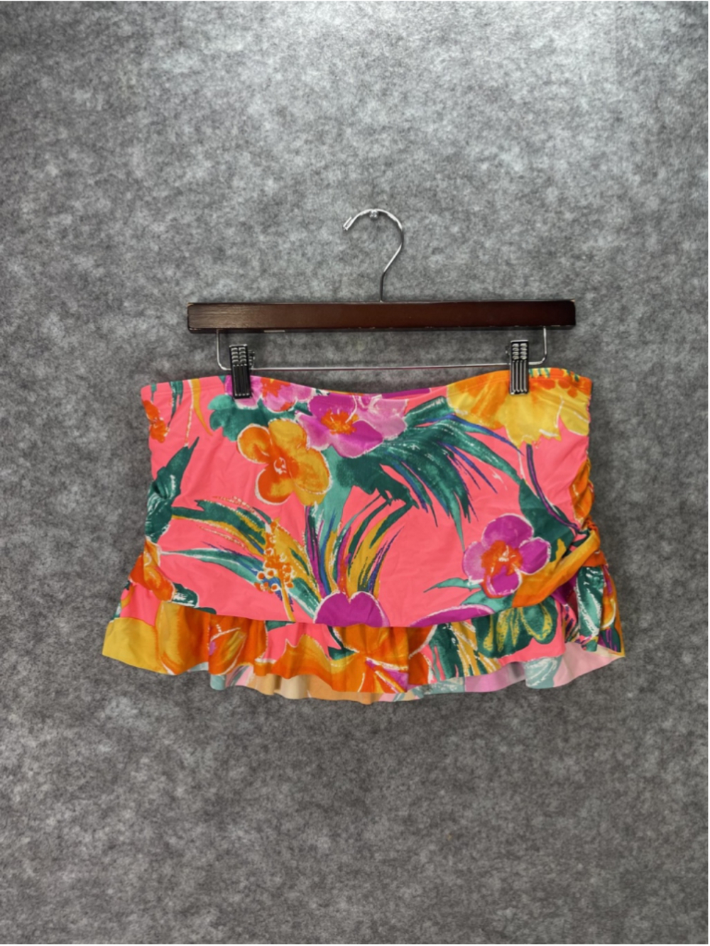 La Blanca Swim Skirt Womens 14 Pink Floral Ruffle Built In Brief Tropical Print - Picture 2 of 11